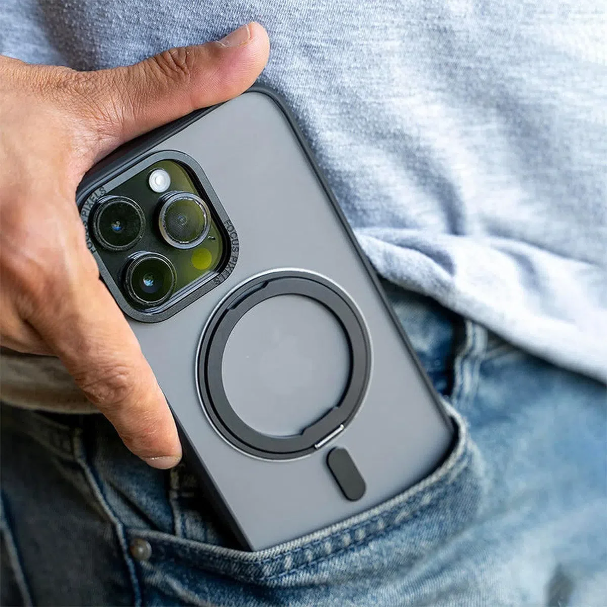 rowan-iphone-16-pro-max-rowan-black-6
