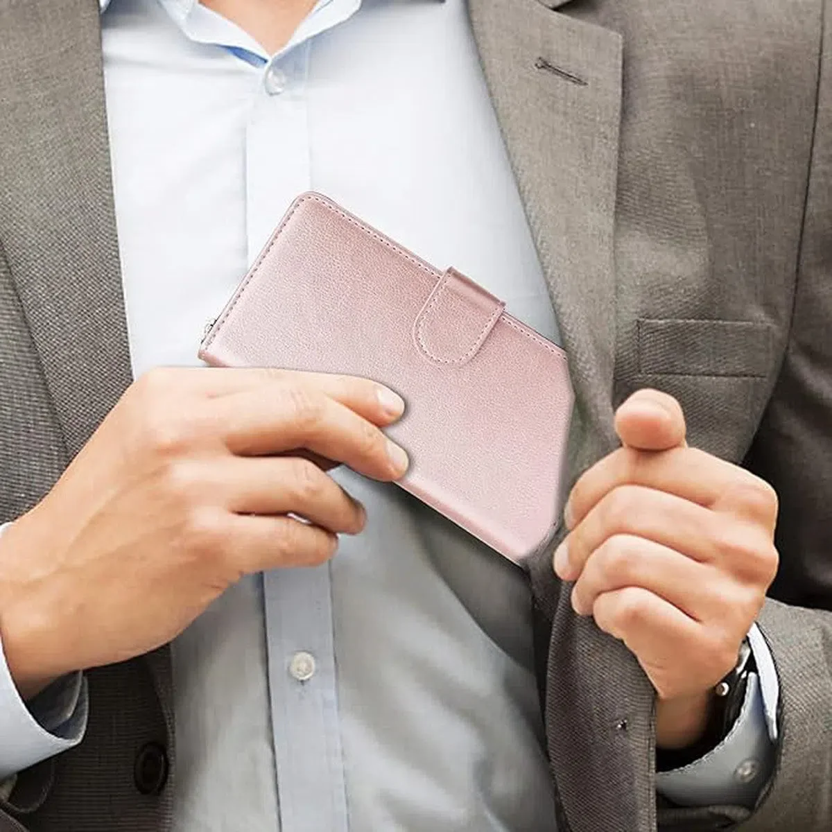 zola-iphone-16-pro-max-black-10